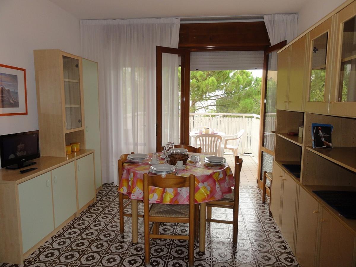 Venere - Appartamenti Бибионе Экстерьер фото